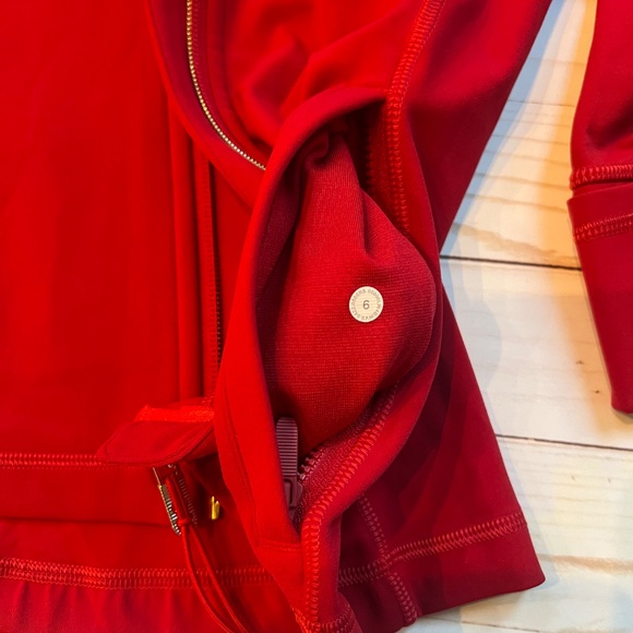 Rare Lululemon Define Jacket Red Size 6 – unworn, no tags Perfect Condition - Picture 9 of 9